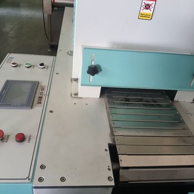 دستگاه پخت UV LED صنعتی | برای خشک کردن و پخت سریع پوشش‌ها، جوهرها و چسب‌های مبتنی بر حلال