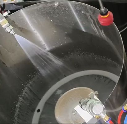 خط پوشش هوشمند 24 ایستگاه برای پوشش خنک آب / روغن ظروف پلت فرم شده