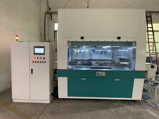 (آبی که از لایه های چند منظوره و سفارشی سازی انعطاف پذیر پشتیبانی می کند)