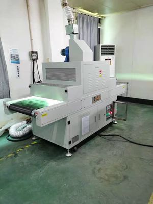 ISO9001 دستگاه پختن اشعه ماورا بنفش نوار نقاله تخلیه گرما 380V 50HZ