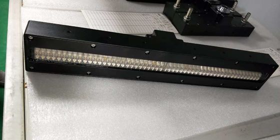1-10m/min سرعت سفت شدن سیستم سفت شدن UV LED با خنک کننده هوا برای سفت شدن دقیق