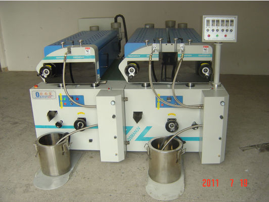 50 میلی متر ضخیم 380V 50HZ رنگ پوشش اسپری دستگاه پوشش با چاشنی خوب
