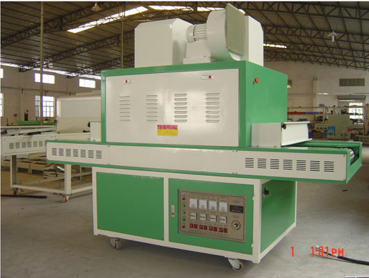 0.2-50mm ضخامت دستگاه UV درمان با 8000h چراغ عمر سیستم کنترل PLC