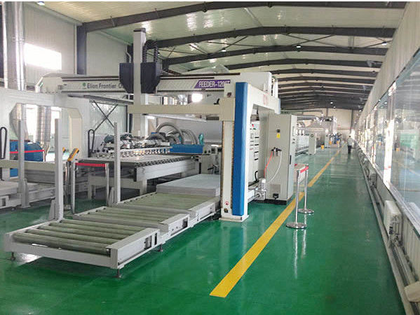 تخته ام دی اف 388 کیلووات Uv Light Curing Spray Coating Machine PLC کنترل تخته سیلیکات کلسیم