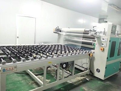 1.5KW ماشین لامیناسیون فیلم برای لامیناسیون دقیق و صاف از ضخامت 0.03-2mm برای شیشه، آکریلیک، پلاستیک، بوراد