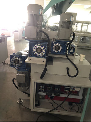 220V / 50Hz دستگاه تولیدی رول ناقل برق 500kg ظرفیت بار